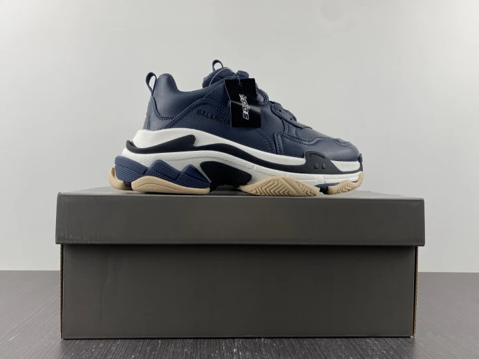 Fashionable BLCG TRIPLE S SNEAKER 536737 W2FAD 2362