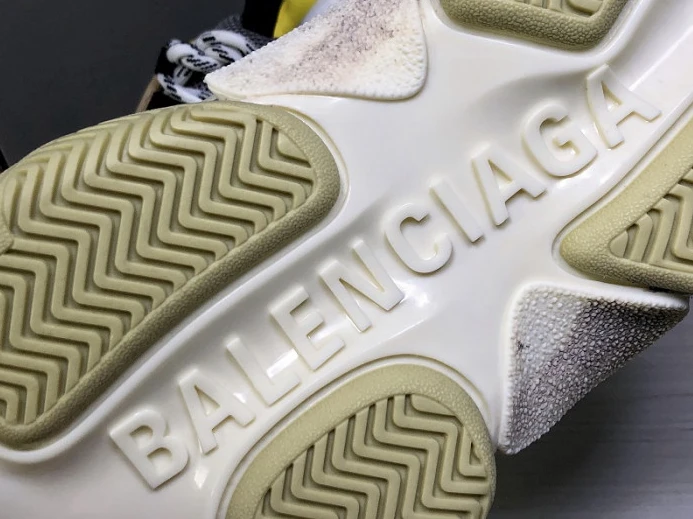 Fashionable BLCG Triple S Curry 516440 W09O2 2537