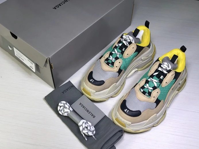 Fashionable BLCG Triple S Curry 516440 W09O2 2537