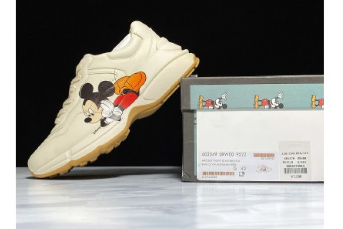 Fashionable DISNEY & GUCC 602049 DRW00 2909
