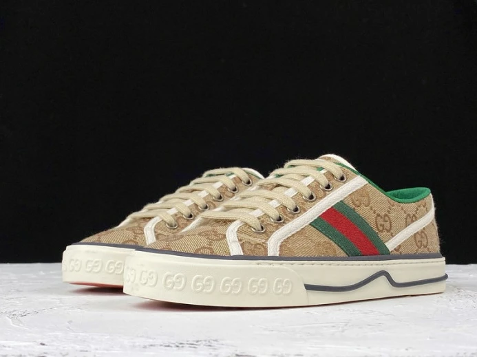 Fashionable GG GUCC Tennis 1977 sneaker 606111 HVK20 2932