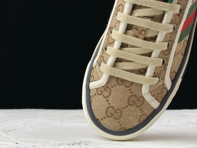 Fashionable GG GUCC Tennis 1977 sneaker 606111 HVK20 2932
