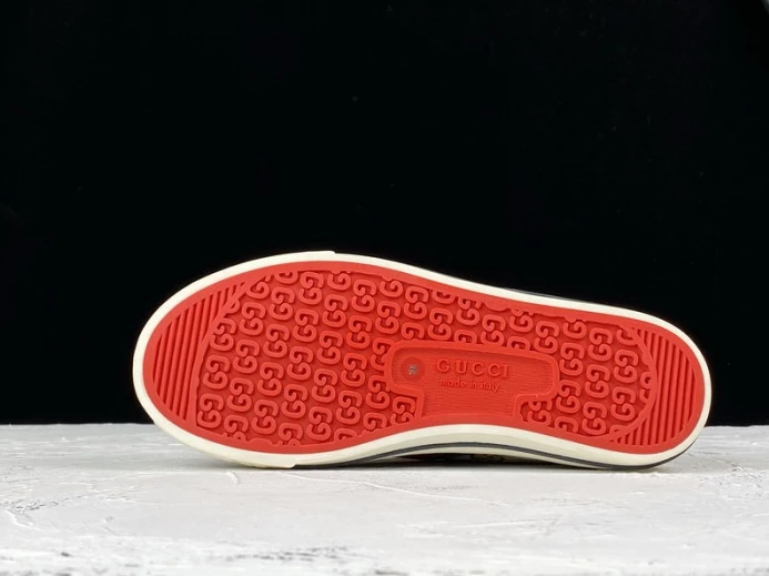 Fashionable GG GUCC Tennis 1977 sneaker 606111 HVK20 2932