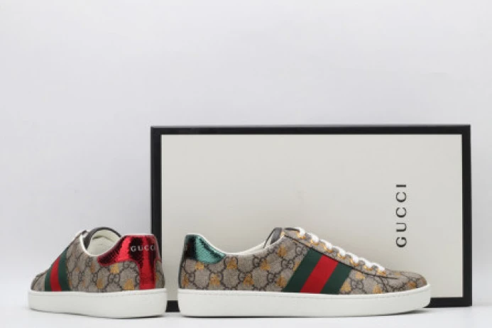 Fashionable GUCC ACE EMBROIDERED LOW-TOP SNEAKER 548950 9N020 2926