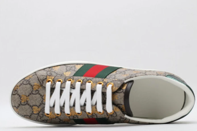 Fashionable GUCC ACE EMBROIDERED LOW-TOP SNEAKER 548950 9N020 2926