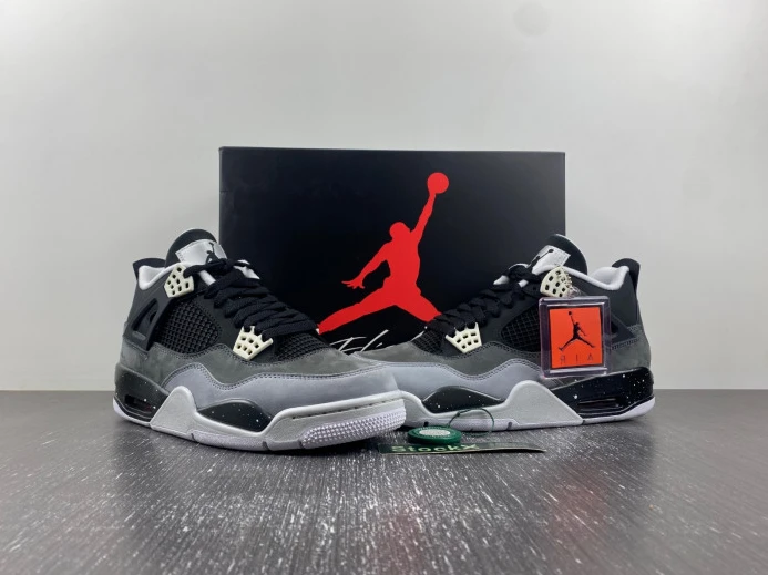 Fashionable Jordan 4 Retro Fear Pack (2013) 626969- 580