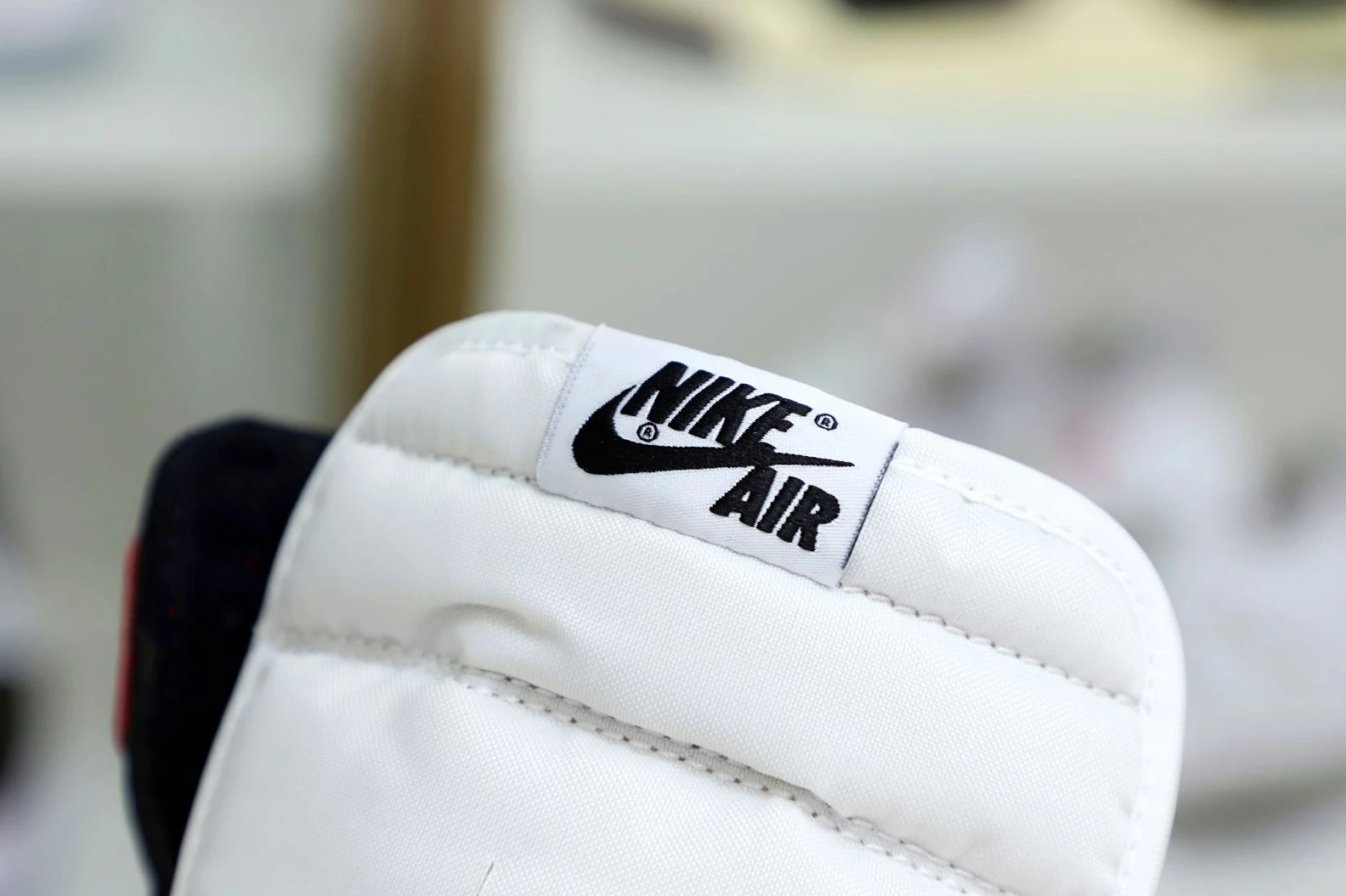 Fashionable Kimikick Air Jordan 1 Retro Black Toe (2016) 1962