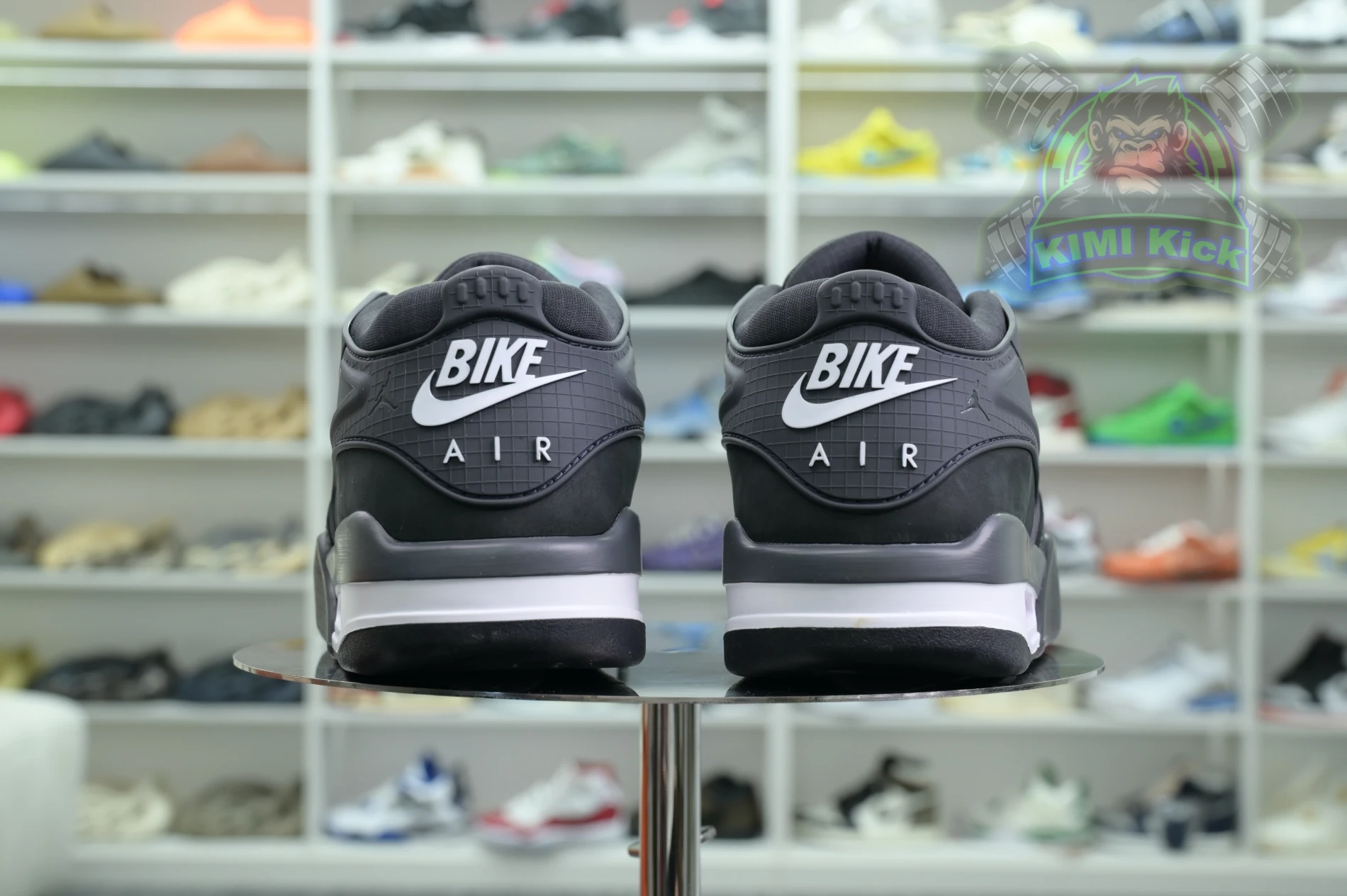 Fashionable Kimikick Nigel Sylvester x Jordan Air Jordan 4 RM SP “Anthracite” 1852