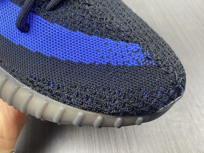Fashionable ad*s yeezy boost 350 v2 ''dazzling blue'' gy 119