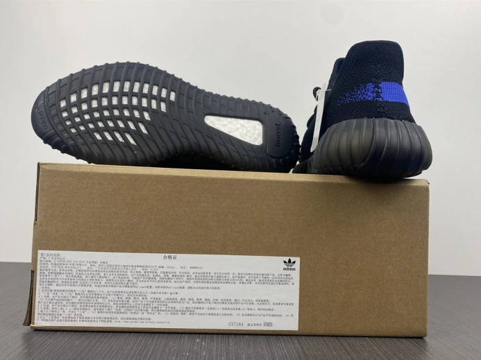 Fashionable ad*s yeezy boost 350 v2 ''dazzling blue'' gy 119