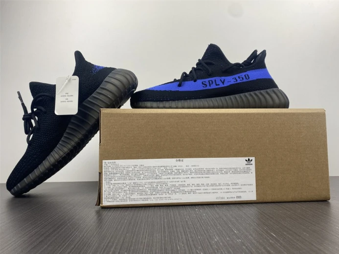 Fashionable ad*s yeezy boost 350 v2 ''dazzling blue'' gy 119