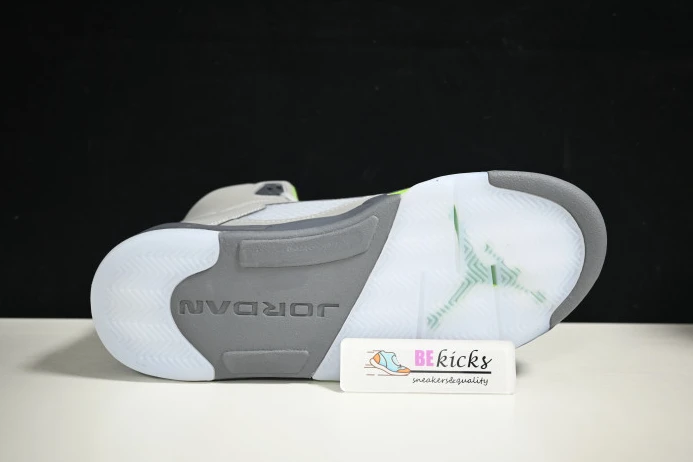Fashionable air jordan 5 green bean 2022 dm9014- 1505