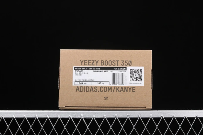 Fashionable kids ad*s yeezy boost 350 v2 synth “non-reflective” 168