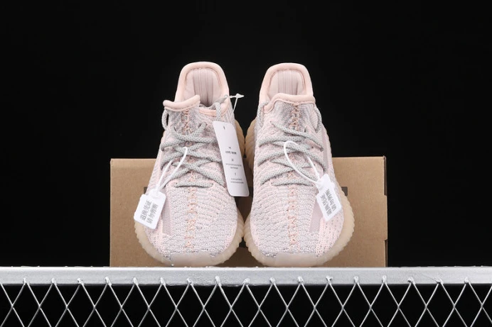 Fashionable kids ad*s yeezy boost 350 v2 synth “non-reflective” 168