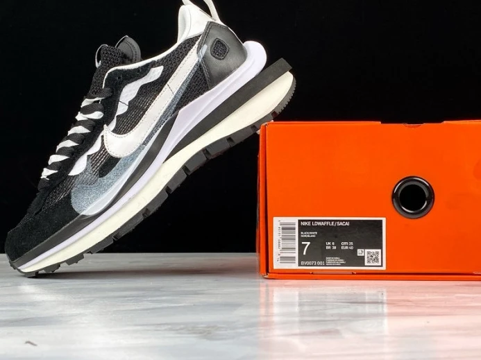 Fashionable sacai x nike pegasua vaporfly black white ci9928- 3113