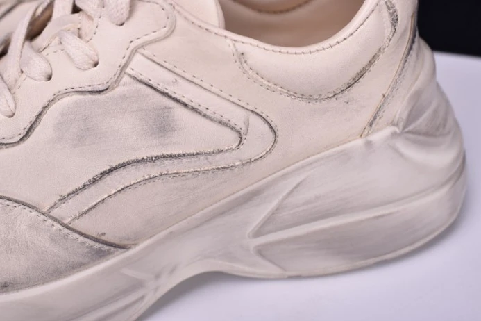 GUCC RHYTON VINTAGE TRAINER SNEAKER 498916 A9L00 Trendy 2908