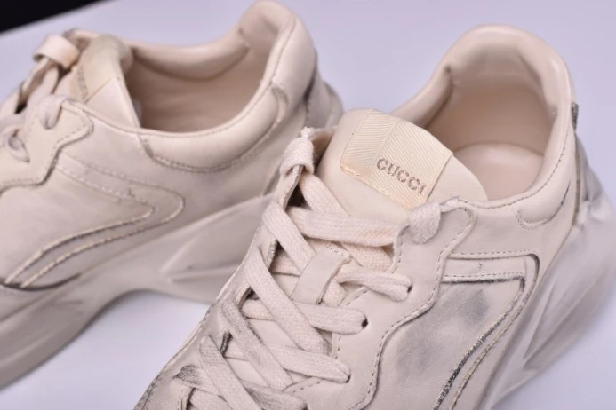 GUCC RHYTON VINTAGE TRAINER SNEAKER 498916 A9L00 Trendy 2908