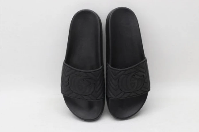 GUCC SLIPPERS ALL BLACK WellDesigned 2941