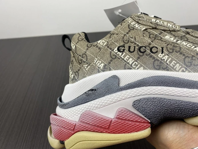 GUCC*BLCG TRIPLE S SNEAKER 677192 ULZ10 StreetReady 2505