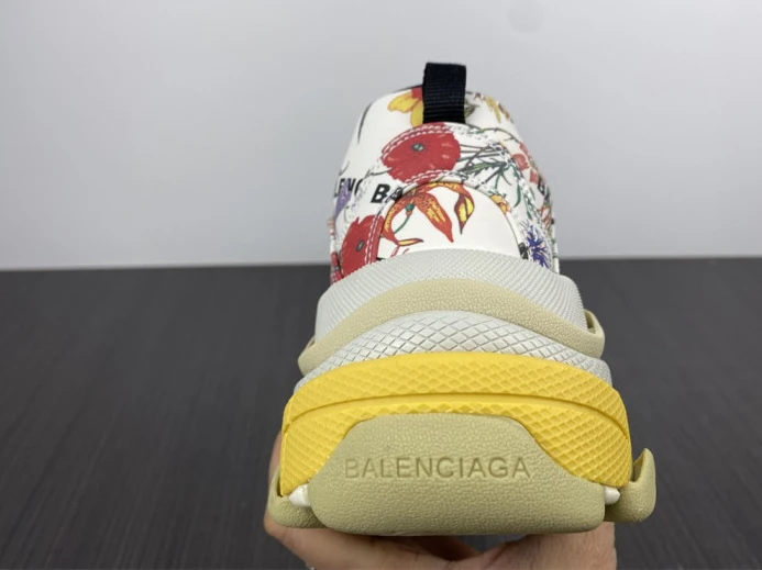 GUCC*BLCG TRIPLE S SNEAKER 677195 UL110 SmartChoice 2499