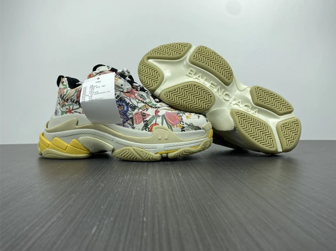 GUCC*BLCG TRIPLE S SNEAKER 677195 UL110 SmartChoice 2499
