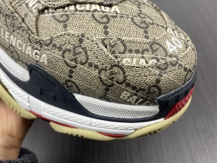 GUCC*BLCG TRIPLE S SNEAKER 681066 ULZ10 HighQuality 2496
