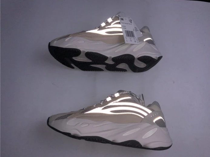 GoAnywhere Adidas Yeezy Boost 700 V2 Cream Cream GY 370