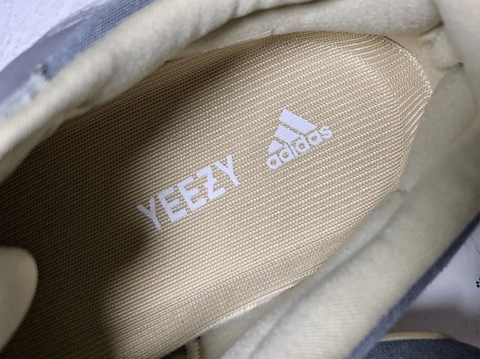 GoAnywhere Adidas Yeezy Boost 700 v2 'Magnet' FV 466