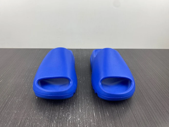 GoAnywhere Adidas Yeezy Slide Azure ID 389