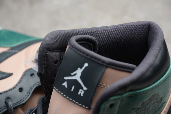 GoAnywhere Air Jordan 1 Retro High Bio Beige Anthracite Mystic Green AH7389- 872