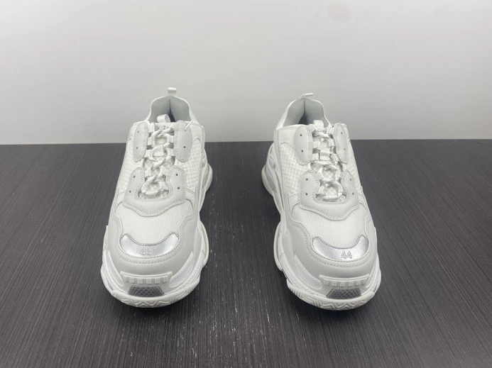 GoAnywhere BLCG TRIPLE S SNEAKER 536737 W2F54 2488