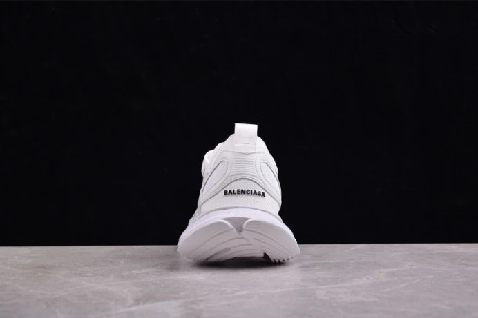 GoAnywhere Ba*len*cia*ga circuit sneaker wflgy 2238