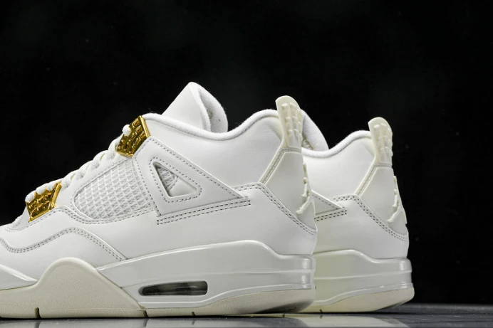 GoAnywhere Jordan 4 Retro Metallic Gold AQ9129- 541