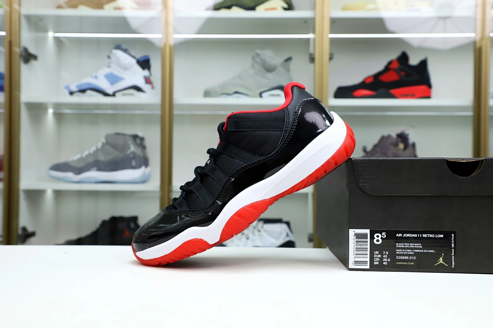 GoAnywhere Kimikick AIR JORDAN 11 RETRO BRED LOW 1960