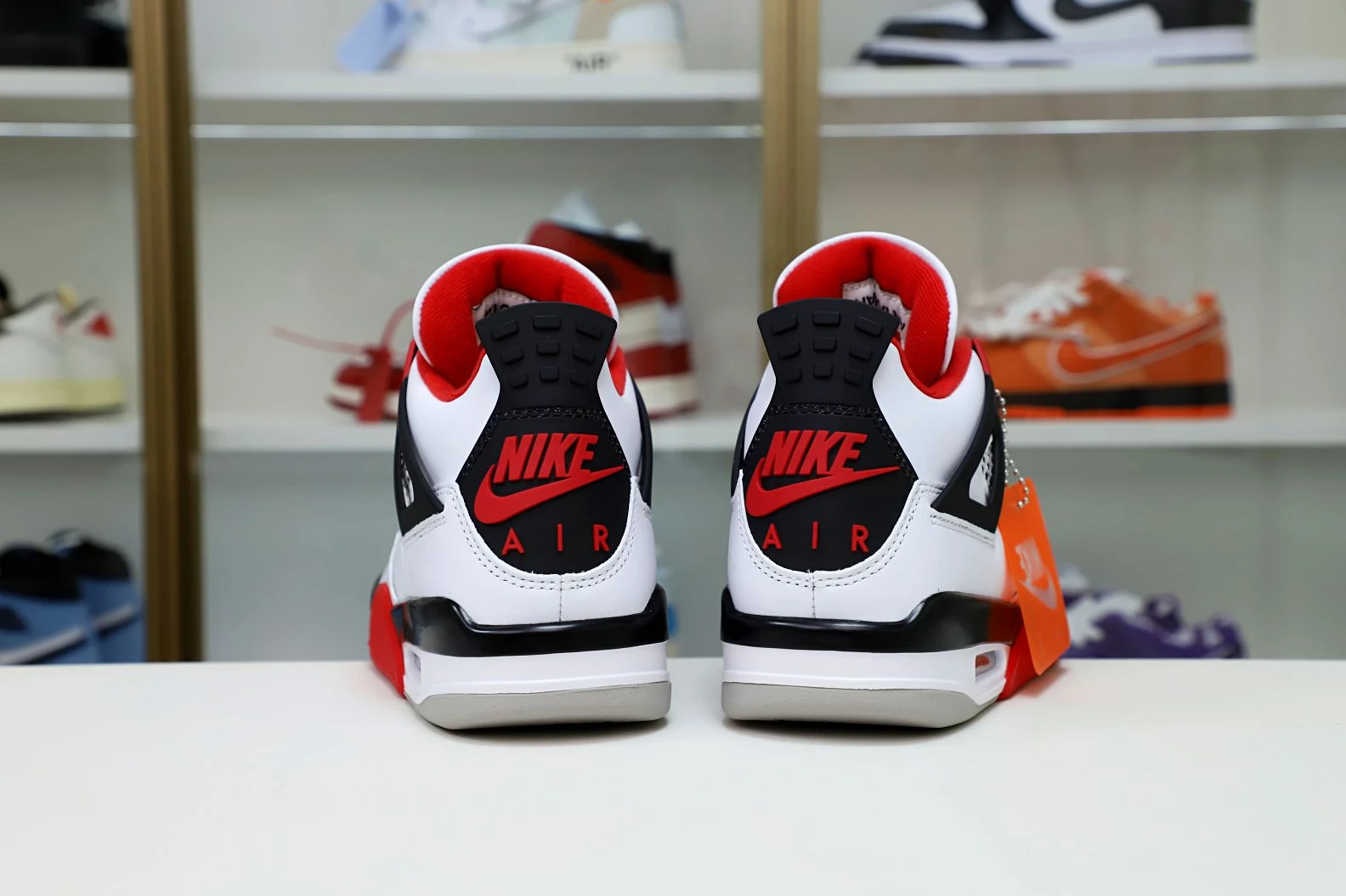 GoAnywhere Kimikick AIR JORDAN 4 RETRO 'FIRE RED' 2001