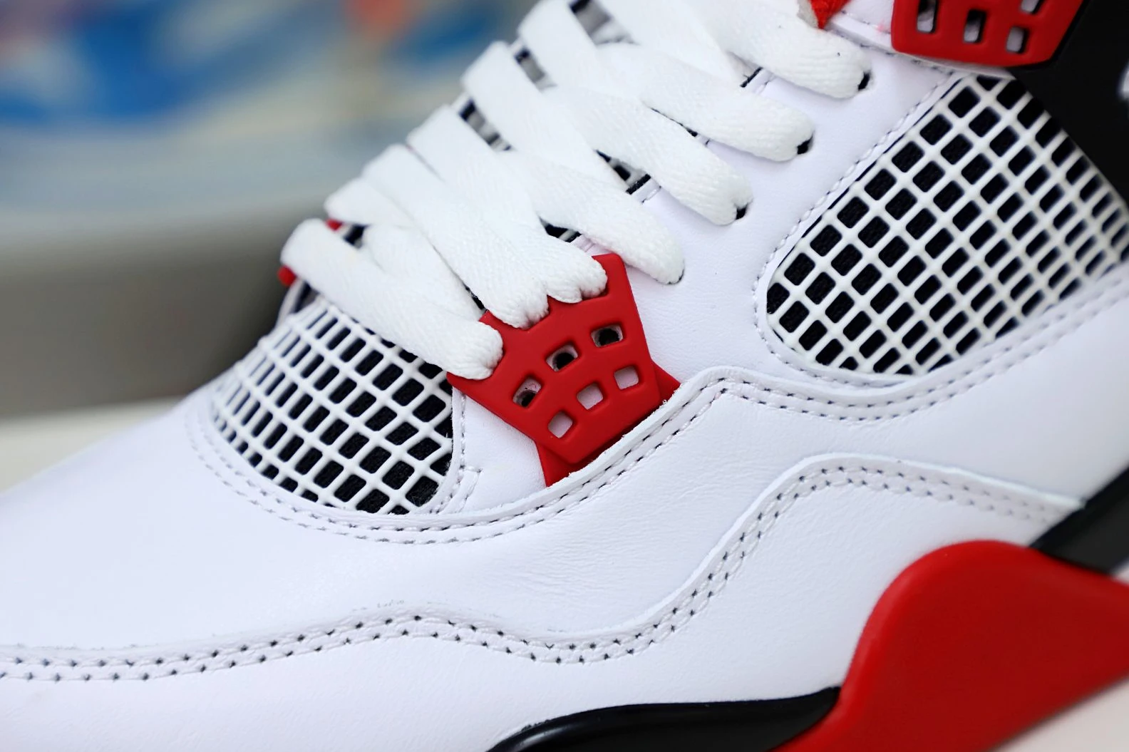 GoAnywhere Kimikick AIR JORDAN 4 RETRO 'FIRE RED' 2001