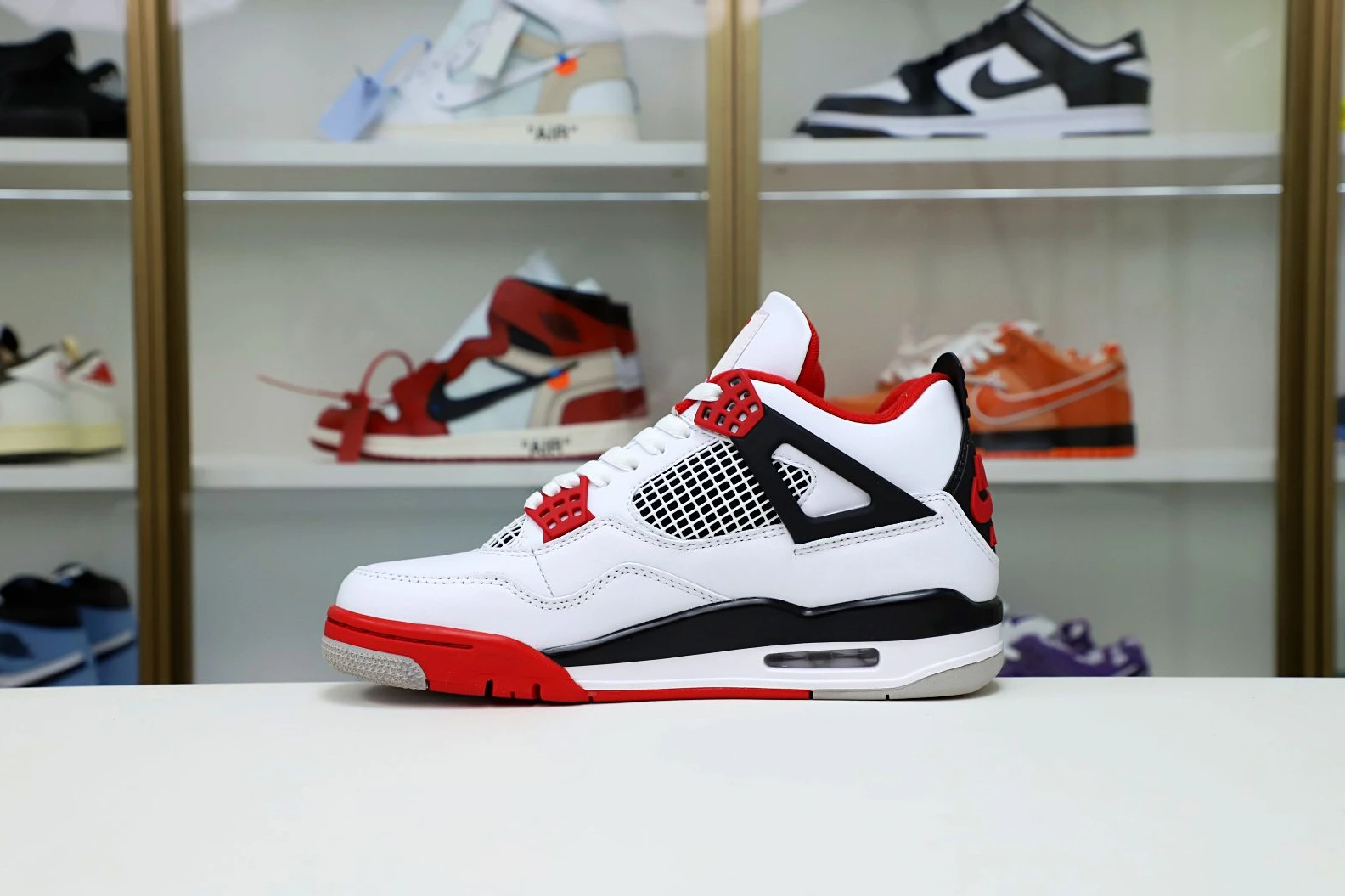 GoAnywhere Kimikick AIR JORDAN 4 RETRO 'FIRE RED' 2001