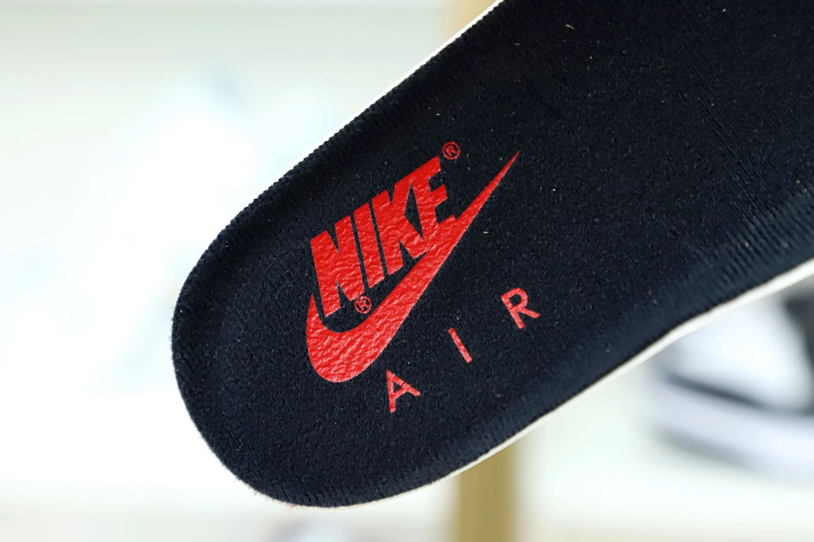 GoAnywhere Kimikick AIR JORDAN 4 RETRO 'FIRE RED' 2001