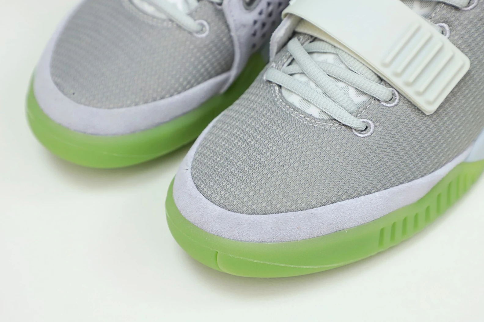 GoAnywhere Kimikick Nike Air Yeezy 2 nrg kanye west 42