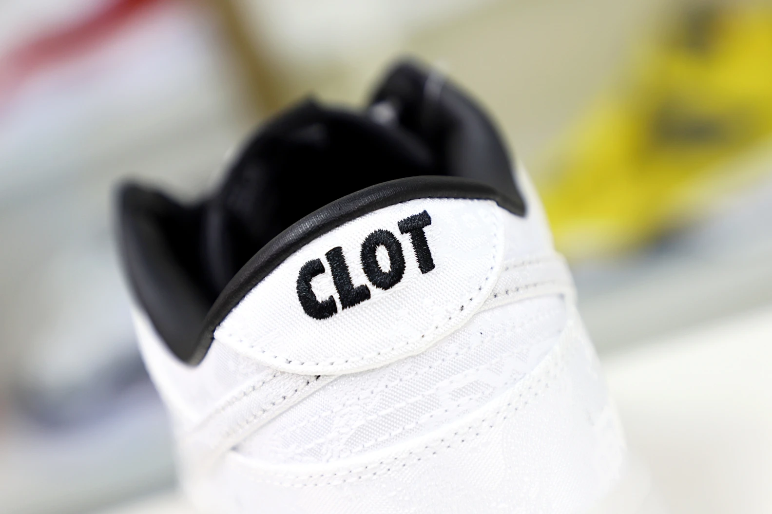 GoAnywhere Kimikick Nike Dunk Low x Fragment Design x CLOT 3460