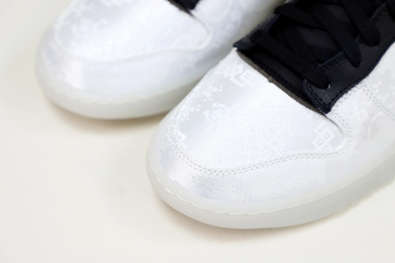 GoAnywhere Kimikick Nike Dunk Low x Fragment Design x CLOT 3460