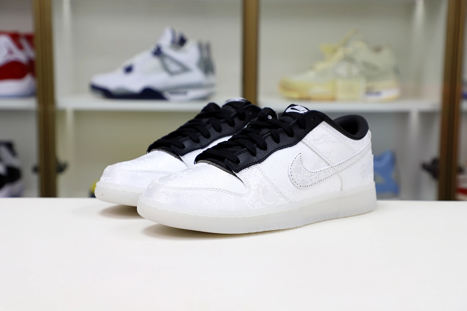 GoAnywhere Kimikick Nike Dunk Low x Fragment Design x CLOT 3460