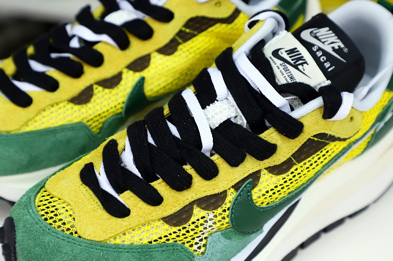 GoAnywhere Kimikick SACAI X VAPORWAFFLE 'TOUR YELLOW' 2970