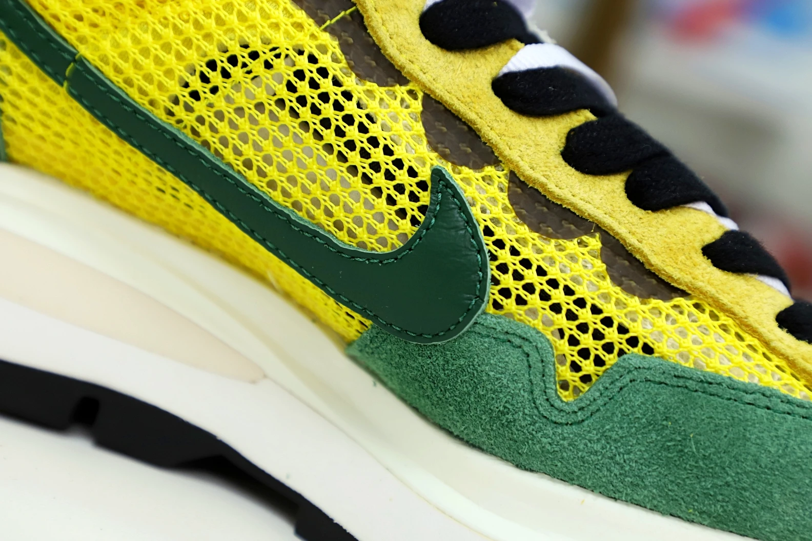 GoAnywhere Kimikick SACAI X VAPORWAFFLE 'TOUR YELLOW' 2970