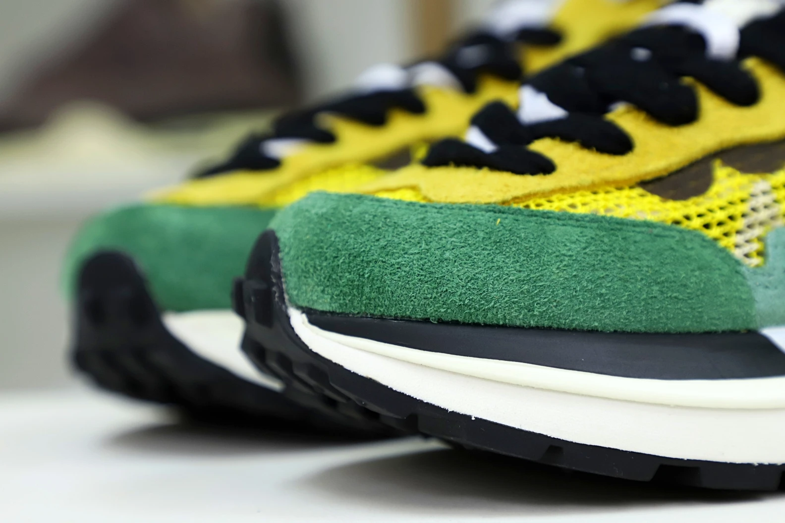 GoAnywhere Kimikick SACAI X VAPORWAFFLE 'TOUR YELLOW' 2970