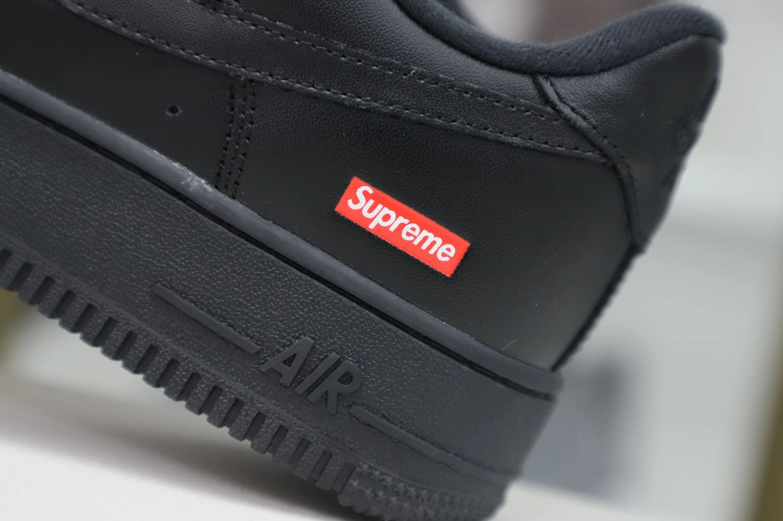 GoAnywhere Kimikick Supreme Nike Air Force 1 Low 3459