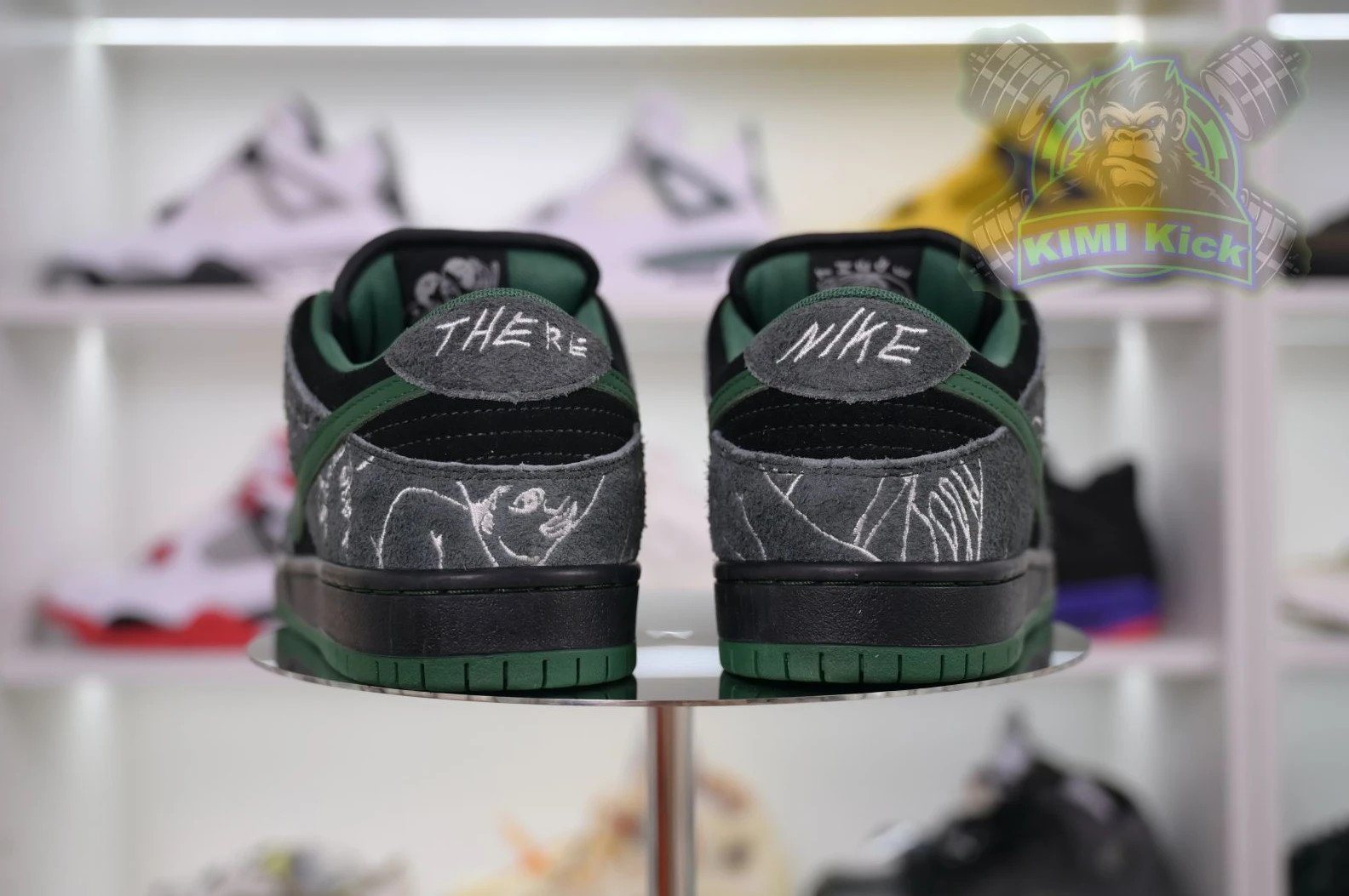 GoAnywhere Kimikick There Skateboards x Nike Dunk SB 3395