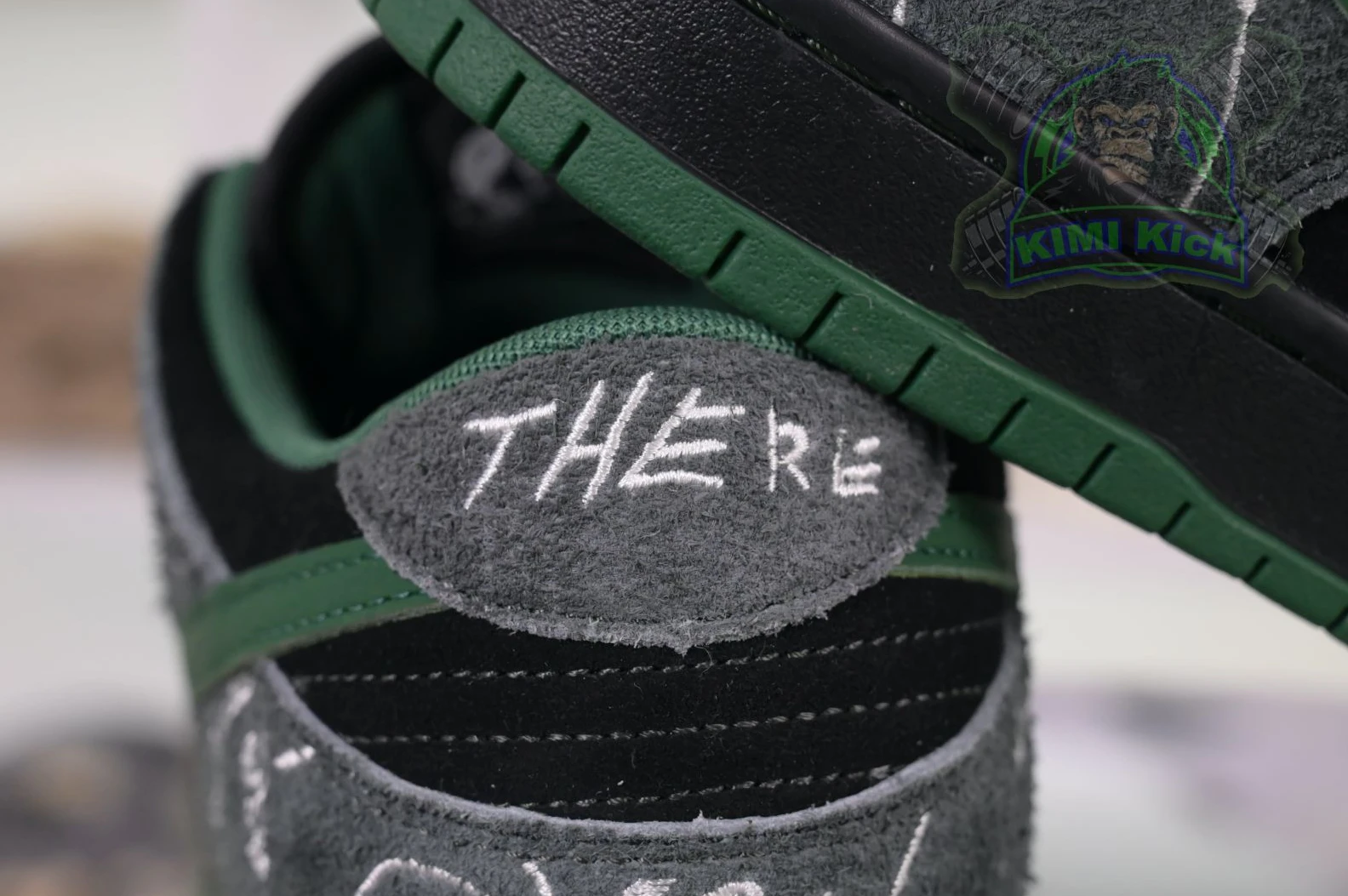 GoAnywhere Kimikick There Skateboards x Nike Dunk SB 3395