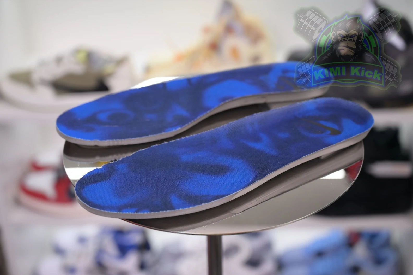 GoAnywhere Kimikick There Skateboards x Nike Dunk SB 3395