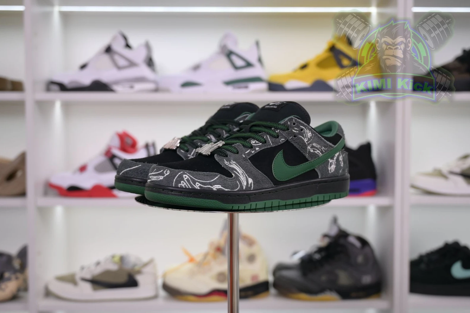 GoAnywhere Kimikick There Skateboards x Nike Dunk SB 3395